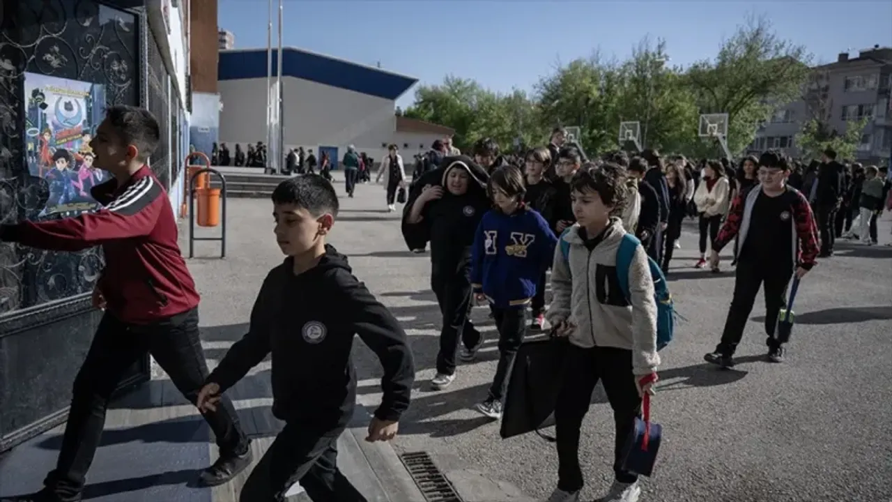 İlk ders zili yarın çalacak