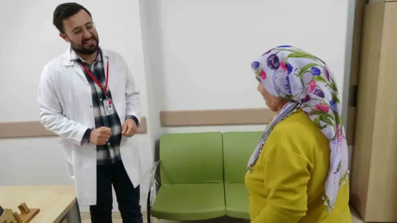 Malatya'da Bastonla Zor Yürüyordu, 8 Ayda 33 Kilo Vererek Hayatını Değiştirdi!