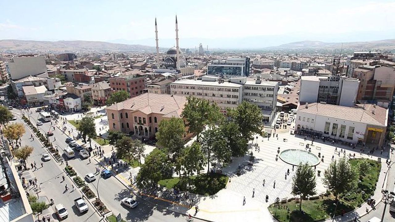 Karakoçan, Merkez, Kovancılar Dikkat: O Listede Sizde Varsınız!