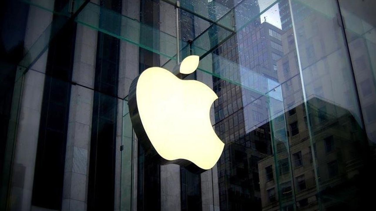 Apple'ın piyasa değeri ilk kez 4 trilyon doları gördü