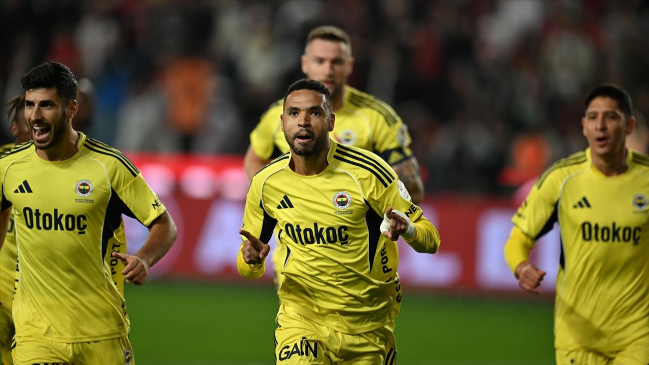 Fenerbahçe Gaziantep’te Şov Yaptı: En-Nesyri ve Talisca Farkı! 4-0