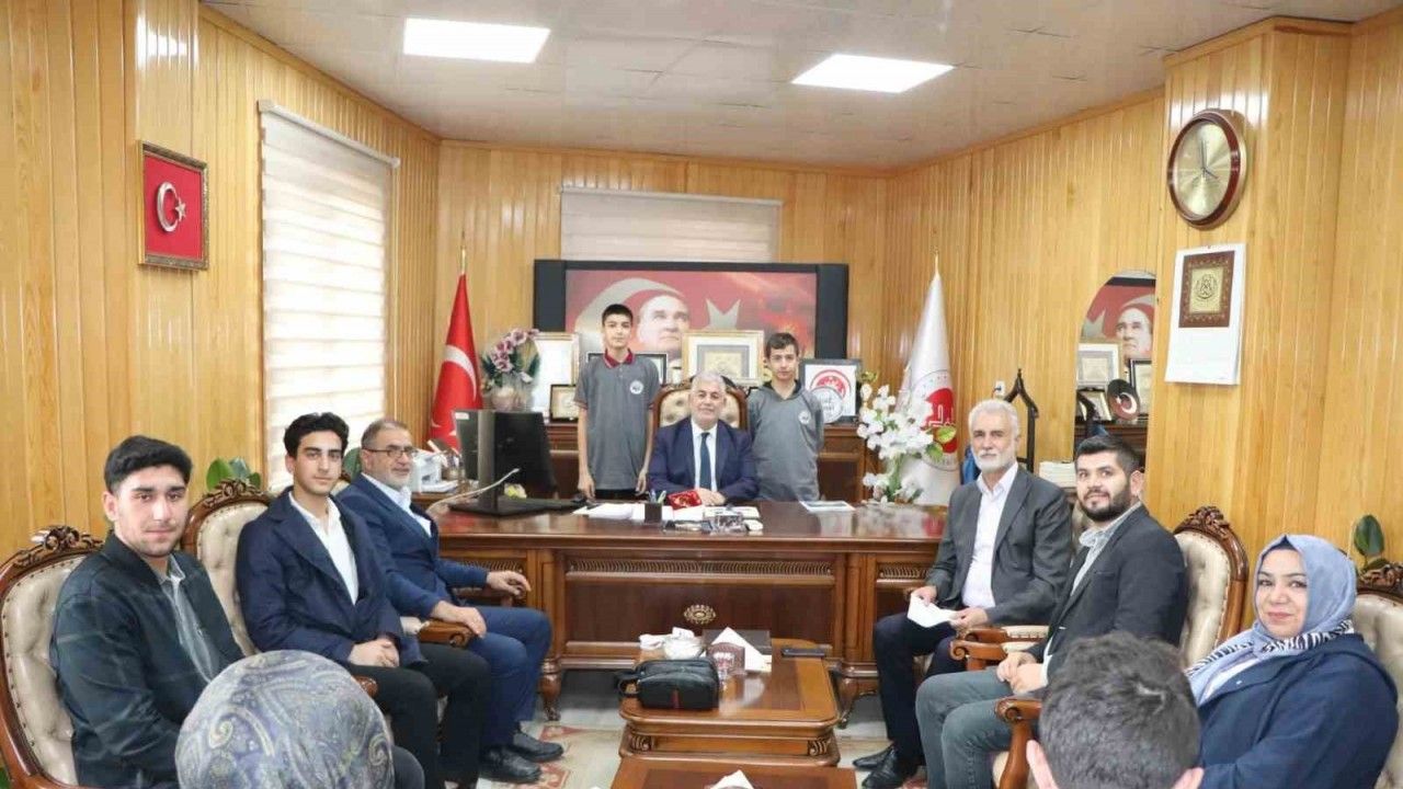 Elazığlı öğrencilerden Filistin’e anlamlı destek