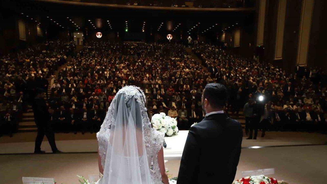 Gaziantep'te siyaset, iş dünyası, spor ve bürokrasiyi buluşturan nikah