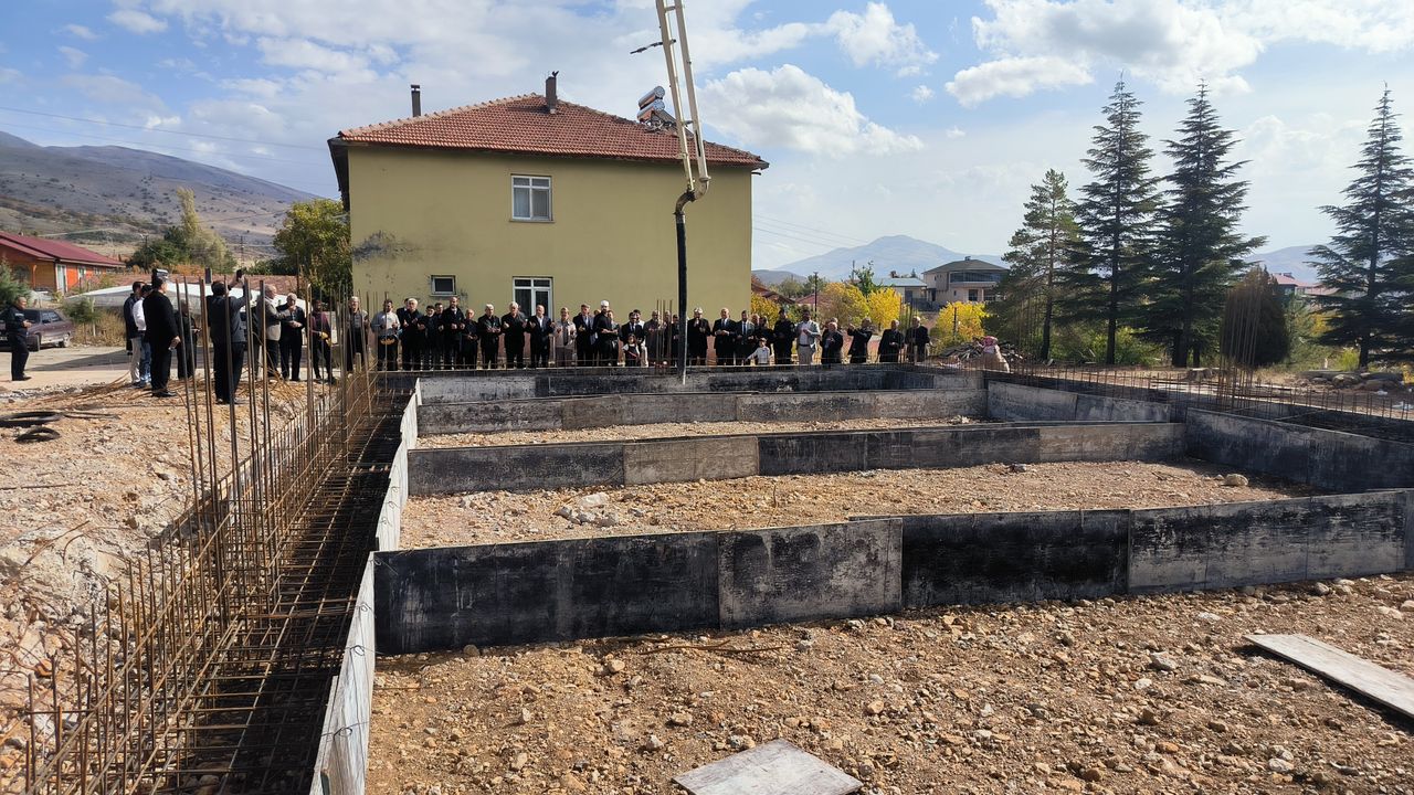 Sürgü’ye cami yapılacak