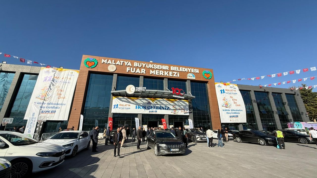 320 yayınevi ve 340 yazar Malatya'da okurla buluşuyor