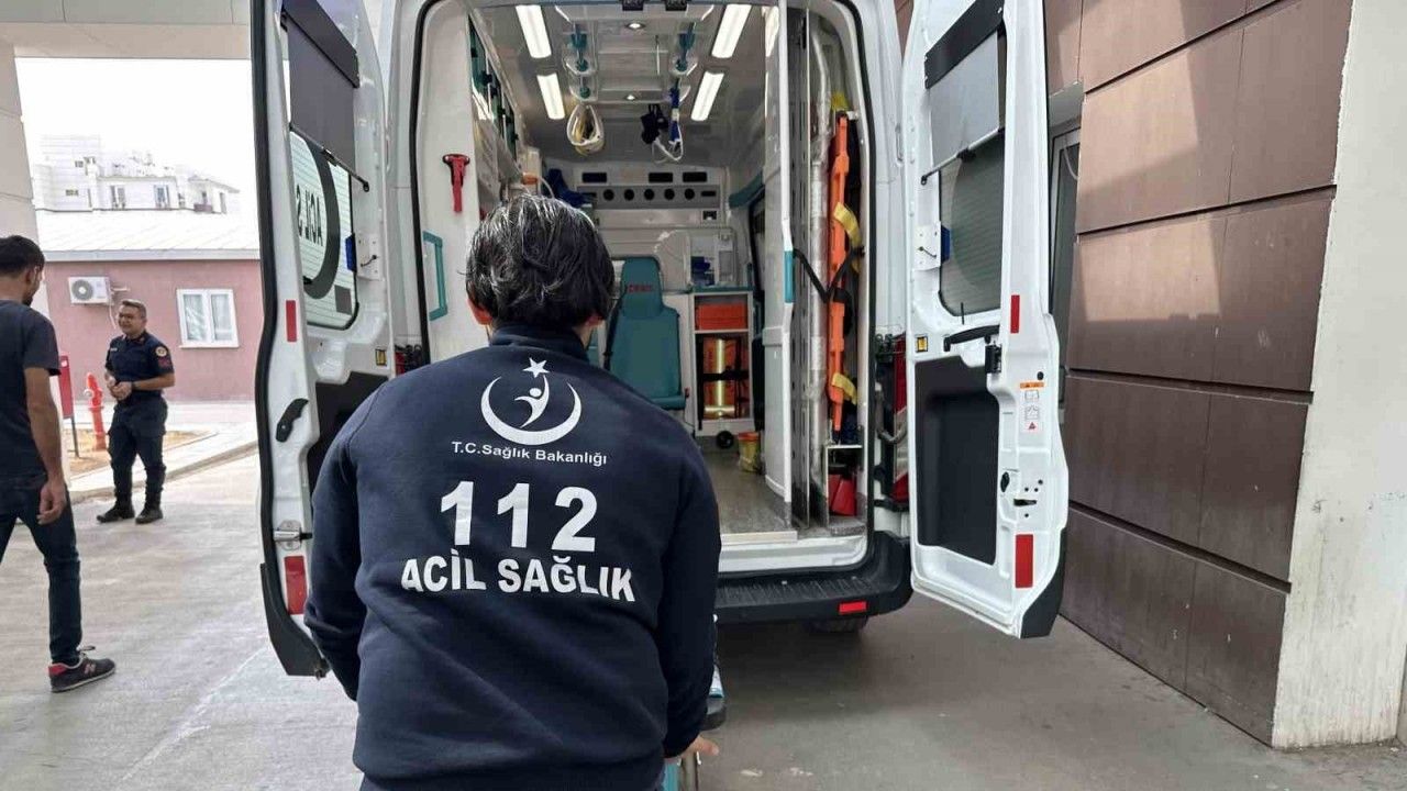 Kız çocuğu silahı temizlerken kazara kendini vurdu