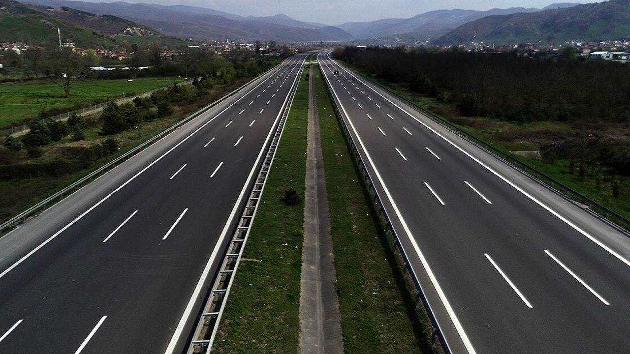 Kara yollarında 'akıllı' ve 'güvenli' dönüşüm atağı