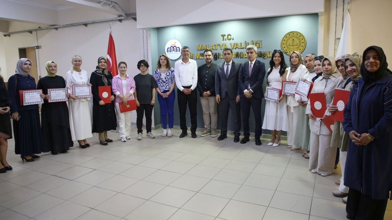 Afet sonrası öğretmenlere psikososyal destek programı tamaml