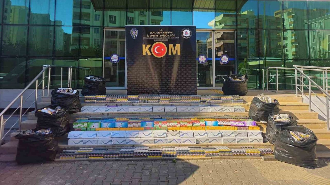 Lastiklerin İçinden 20 Bin Paket Kaçak Sigara Çıkt