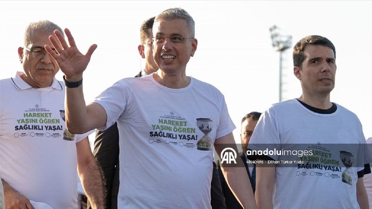 Sağlık Bakanı Memişoğlu sahaya iniyor: "Nüfus kağıdınızda ne yazarsa yazsın kas yaşınızı ölçeceğiz!"