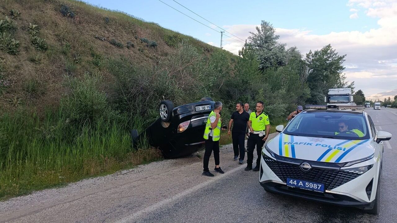 Sürgü Mahallesinde otomobil devrildi: 1 kişi yaralandı