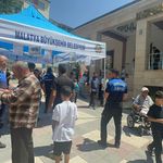 Malatya'da Cami Çıkışında Anlamlı Mesaj: Yardımınızı Doğru Yere Ulaştırın