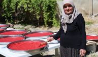 Domatesler Tepsilere Serildi! Ağın’da Kış Hazırlığı Başladı