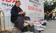 Boyu Uzun Diye Okula Gönderilmedi! 66 Yıldır El Emeğiyle Hayata Tutunuyor
