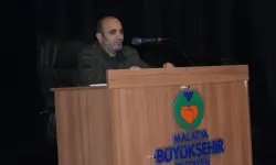 Malatya’da İmam Malik’in Hayatı ve Düşünceleri Konferansla Anlatıldı