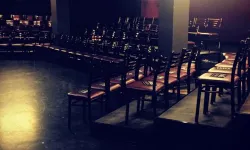 Kadıköy Emek Tiyatrosu  Sahneye Veda Ediyor