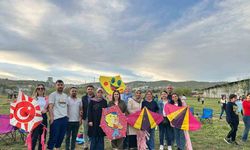 Elazığ’da uçurtma şenliğine büyük katılım!