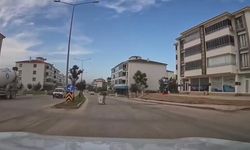 Fırtına Elazığ’da Hayatı Felç Etti: Çöp Konteyneri Yolda ‘Gezintiye’ Çıktı