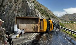 Hakkari-Van yolunda feci kaza!
