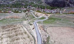 Malatya’da bu köyün 2 kilometrelik yol sorunu 36 yıl sonra çözüldü!