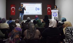 Malatya’da Kadınlar Dijital Tehlikelere Karşı Bilinçlendiler