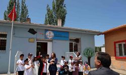 Kayseri'de tek kişilik mezuniyete vali katıldı