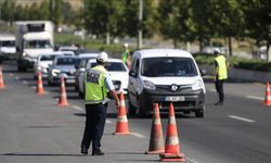 Trafikte ani hız değişimi tabelaları komisyon kurdurdu!