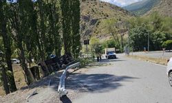 Erzurum'da freni boşalan kamyon uçuruma yuvarlandı: 1 ölü