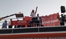 Özgür Özel: “Malatya’da AK Parti’nin şampiyonluğunun acısı çekiliyor”