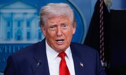 Trump yönetimi gazetecileri işten çıkarmak için harekete geçti