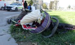 Malatya’da feci kaza: Bebek arabası parçalandı, yaralılar yola savruldu