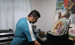 20 yıldır biriktiriyor, binlerce plak ve VHS’si var