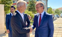 Vali Yavuz, Arapgir’in tarihini muhtarlara anlattı!