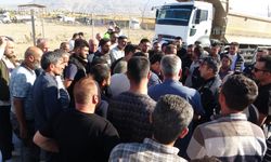 Kamyonlar kontak kapattı, hafriyatçılar dert yandı