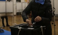 İrlanda'da halk, iki kadın aday arasından ülkenin yeni cumhurbaşkanını seçecek