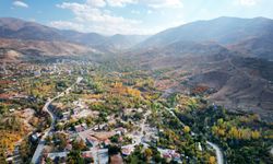 Yeşilyurt ilçesi sonbahar renklerine büründü