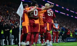 Tarihe Geçti! Galatasaray, Liverpool'u 671 Gün Sonra Taraftarıyla Yendi