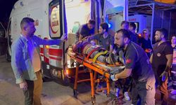 Adıyaman'da kontrolden çıkan otomobil şarampole yuvarlandı: 2 ağır yaralı