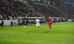 Elazığspor Evinde Yıkıldı: Kastamonuspor’dan 2 Dakikada Geri Dönüş!