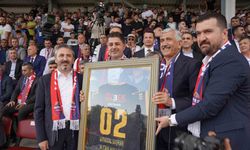 Kahta 02 Spor Kulübü’nden Başkan Hallaç’a "Onursal Başkanlık" unvanı