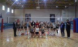 Nicer Hotel Voleybol 6’da 6 Yaptı! Malatya Ekibi Liderliğini Bırakmıyor