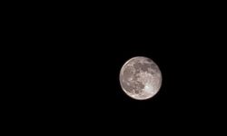 Malatya semalarında şişkin ay görüldü