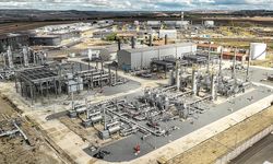 Enerji Bakanı Bayraktar doğal gaz depolarının yüzde 100 doluluğa ulaştığını bildirdi