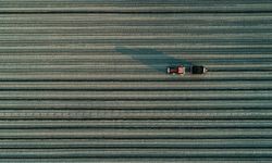 Tarım Bölgeleri Yaygınlaşıyor: Malatya'dan İzmir'e 61 Proje!