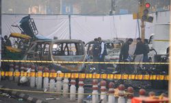 Yeni Delhi’de Kızıl Kale Civarında Patlama, 13 Ölü, 10 Gözaltı