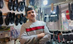 16 yaşında dükkanı devraldı, 3 buçuk metrekarede dede mesleğini sürdürüyor