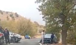 Adıyaman'da iki otomobil çarpıştı: 10 yaralı