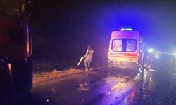 Adıyaman'da otomobil ile kamyon çarpıştı: 1’i ağır, 3 yaralı