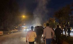 Adıyaman'da seyir halindeki otomobil alev aldı