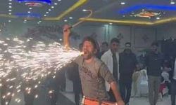 Elazığ’da davulcu, figürleri ile düğünlere renk katıyor